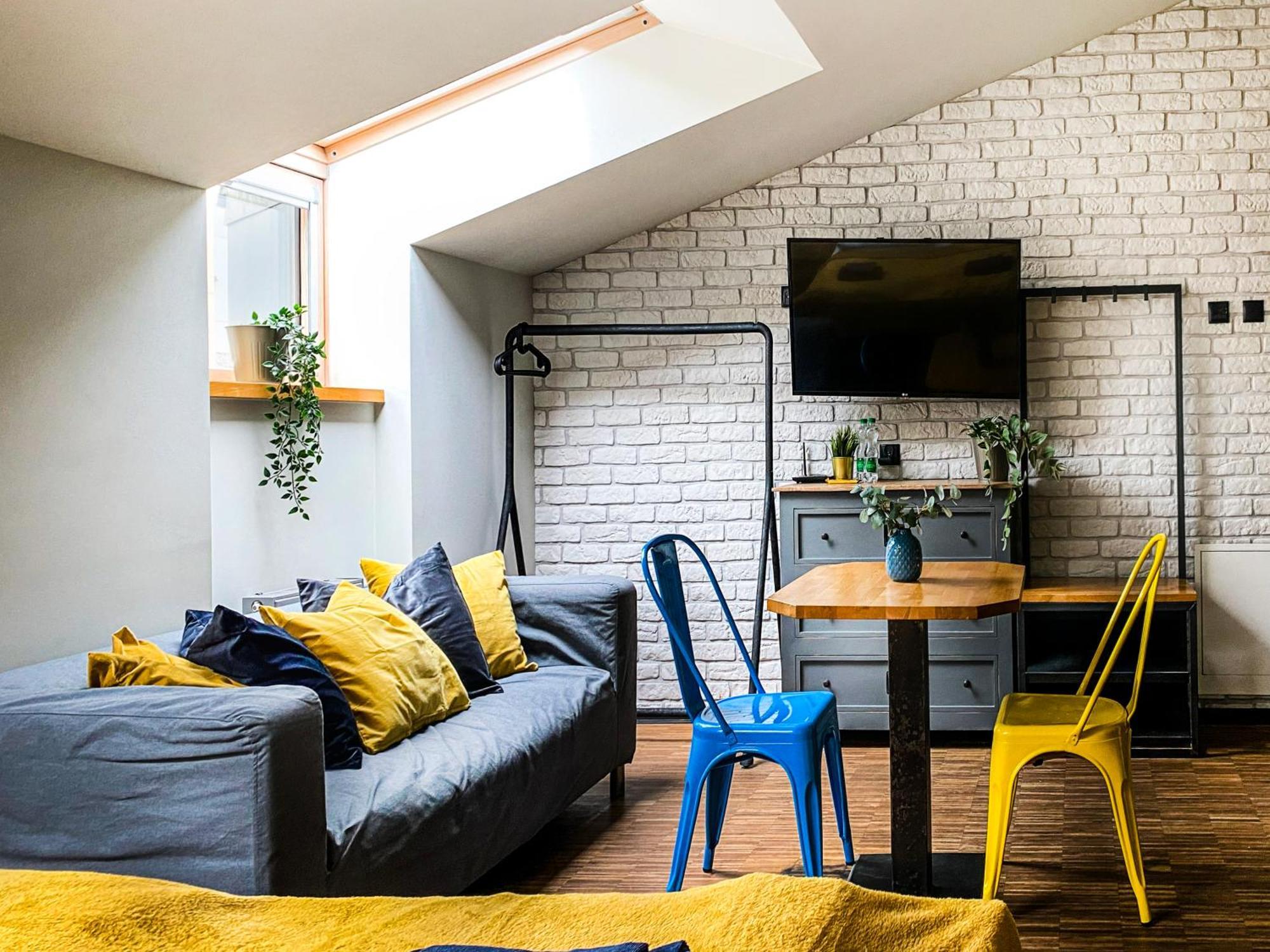 Cozy Apartment With Ac For Couples - Old Town كراكوفيا المظهر الخارجي الصورة