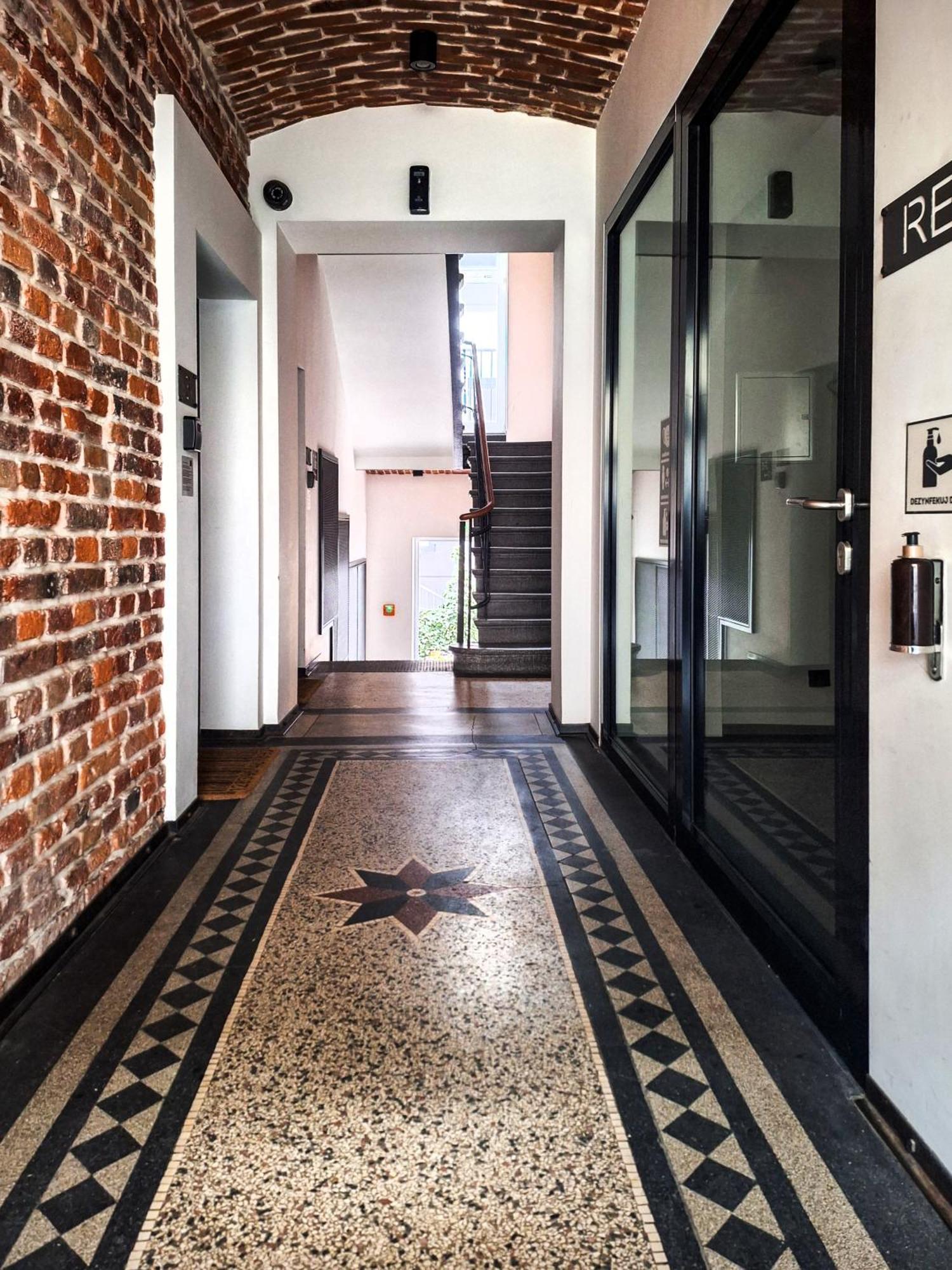 Cozy Apartment With Ac For Couples - Old Town كراكوفيا المظهر الخارجي الصورة